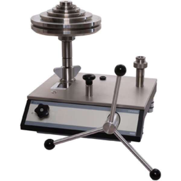 Hydraulic pressure balance