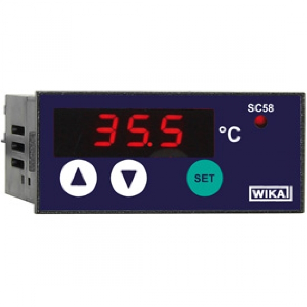 Temperature controller with digital indicator, Model SC58, panel design