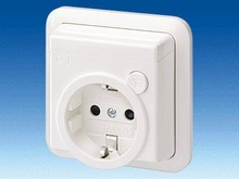 Розетки с УЗО - Устройства защиты от поражения электрическим током