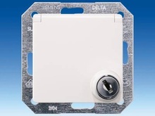 Розетка SCHUKO с крышкой, защитой от прикосновения и замком - Розетки