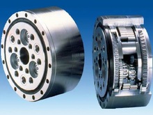 Циклоидальные редукторы (Fa. SUMITOMO) - Трехфазные серводвигатели