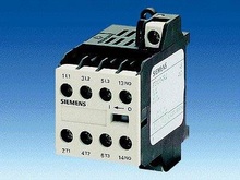 С винтовыми и плоскими втычными зажимами - Контакторы