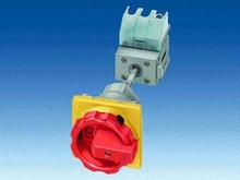 Крепление на монтажную плату - Главные и аварийные выключатели 3LD2